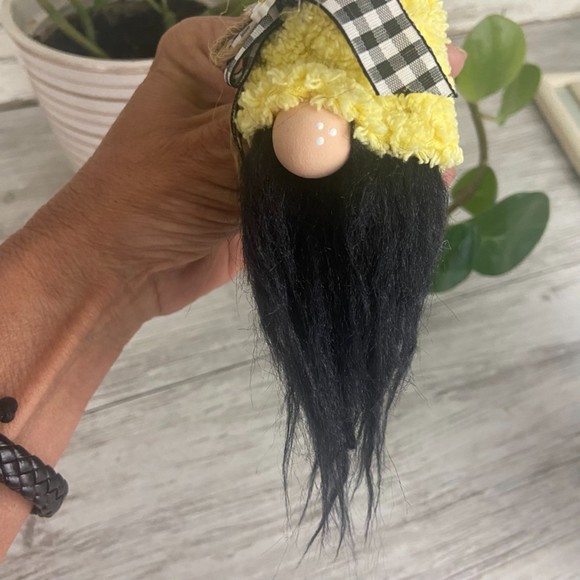 ❌SOLD❌ Vintage Yellow Chenille Silver Plated Spoon Gnome Ornament Faux Fur Black - Picture 9 of 11